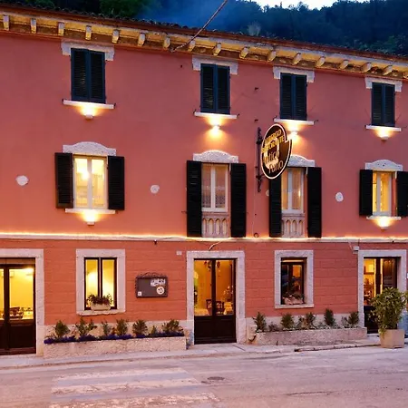Antico Furlo Hotel 3*
